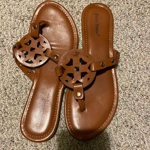 Lightly used tori Burch dupe sandal
